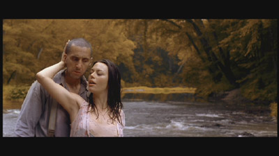 This siren really blows!